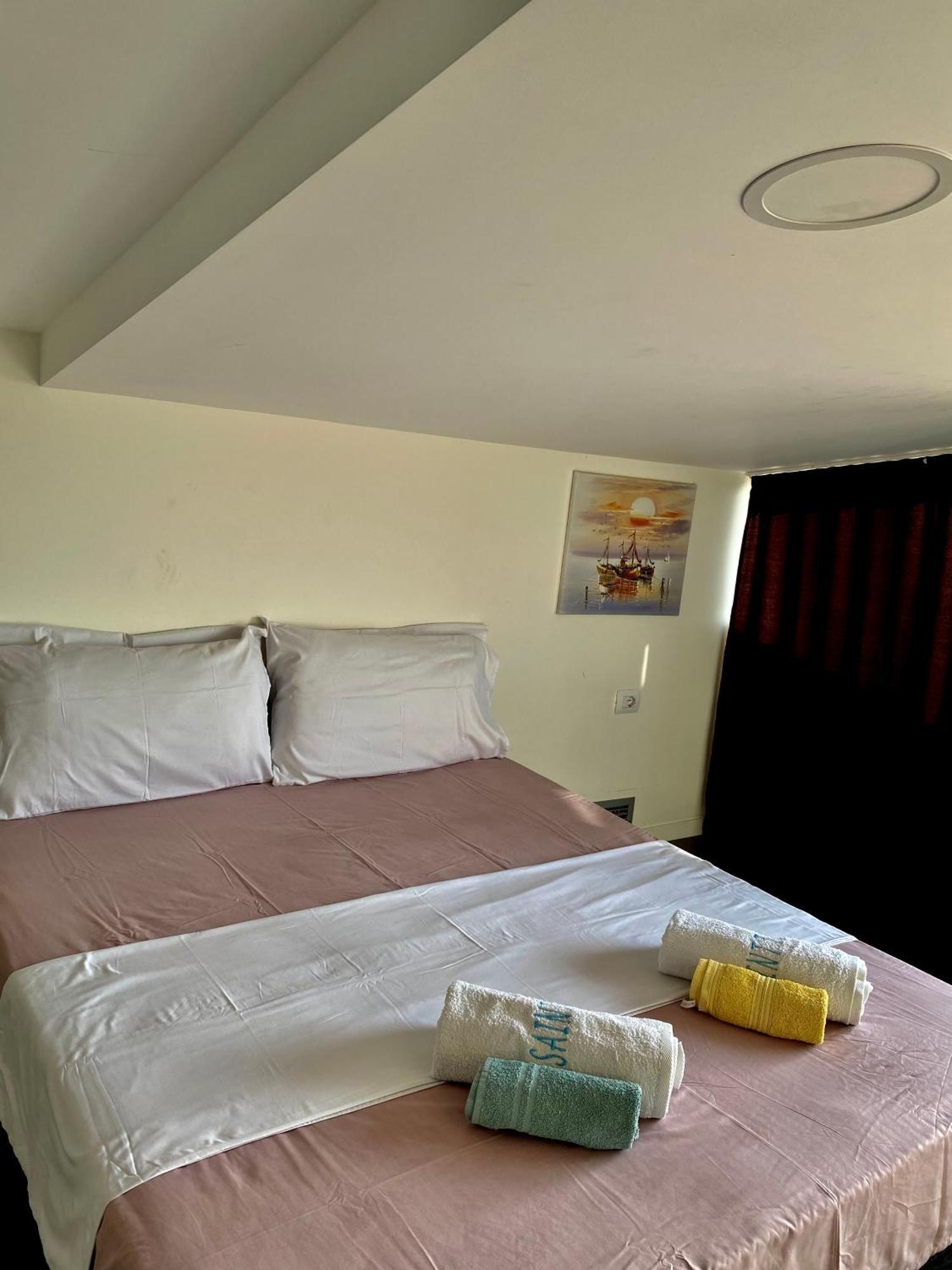 Saint Tropez Durres Hotel Bisht Kamez Eksteriør billede